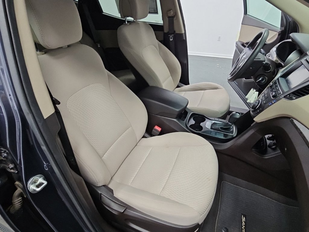 Used 2017 Hyundai Santa Fe Sport FWD image 37
