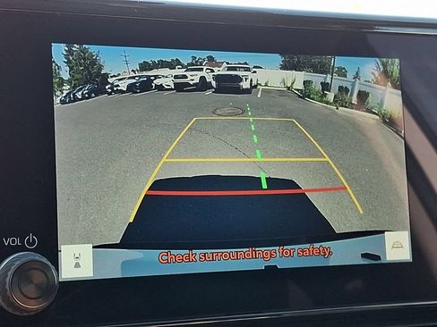 Used 2024 Toyota RAV4 XLE FWD image 20