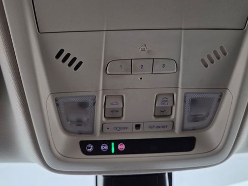 Used 2018 Cadillac XT5 Luxury w/ Driver Awareness Package image 28