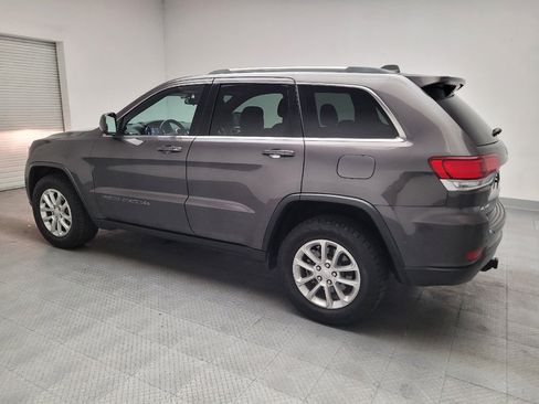 Used 2021 Jeep Grand Cherokee Laredo AWD/4WD image 3