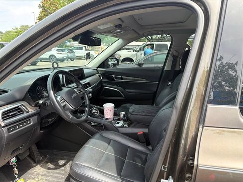 Used 2022 Kia Telluride EX w/ EX Premium Package AWD/4WD image 42