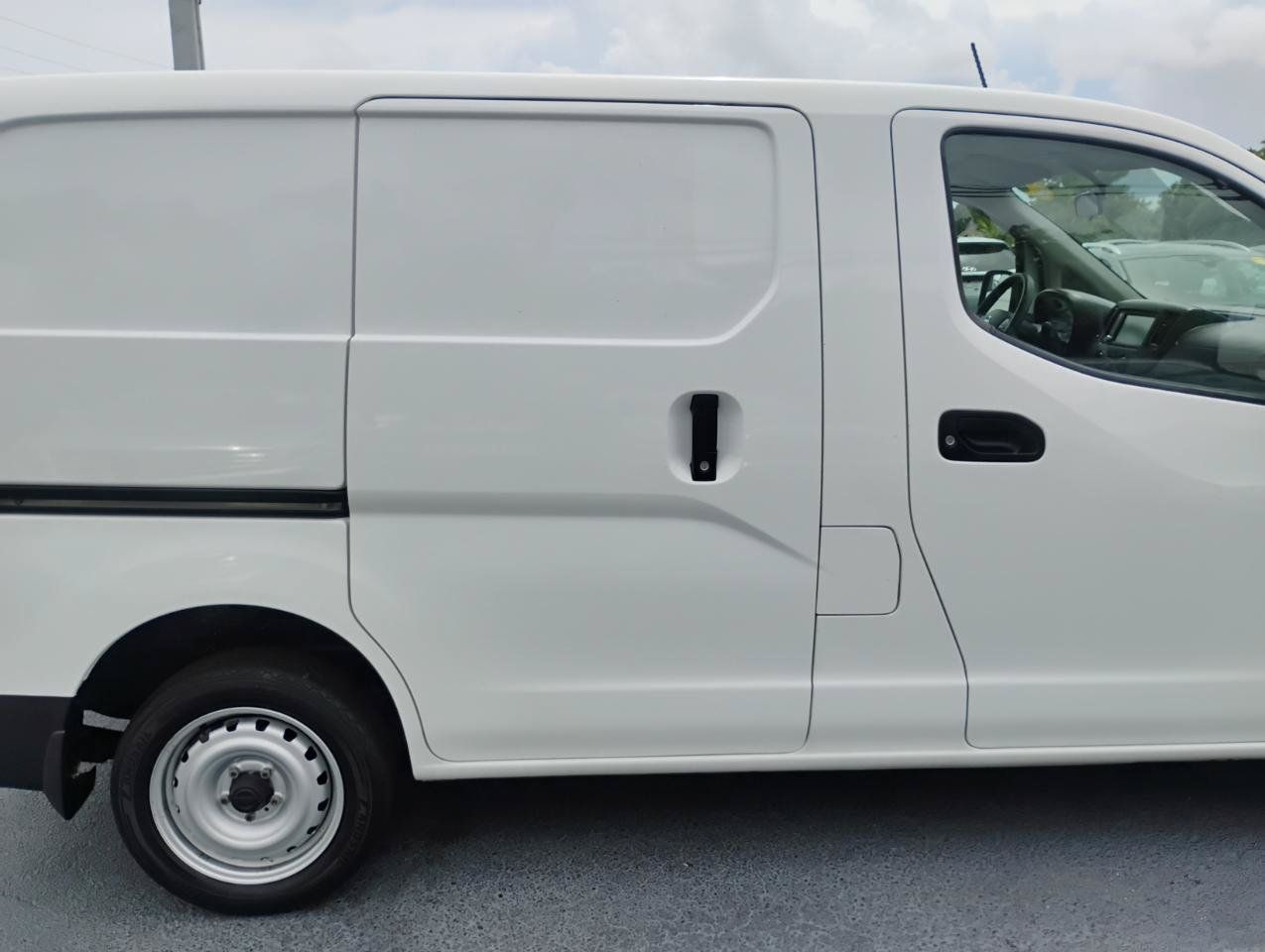 Used 2020 Nissan NV200 S w/ Back Door Glass Package FWD image 16