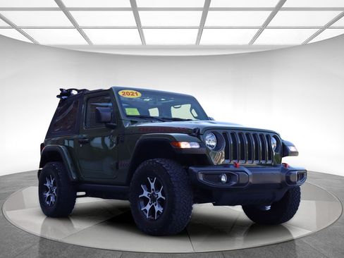 Used 2021 Jeep Wrangler Rubicon AWD/4WD image 3