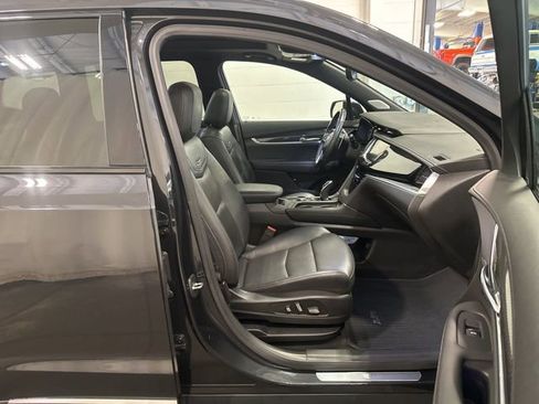 Used 2020 Cadillac XT6 Sport image 12