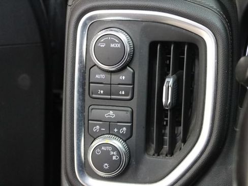 Used 2021 GMC Sierra 1500 SLE w/ X31 Off-Road Package AWD/4WD image 15