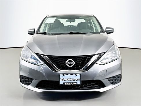 Used 2017 Nissan Sentra S image 2