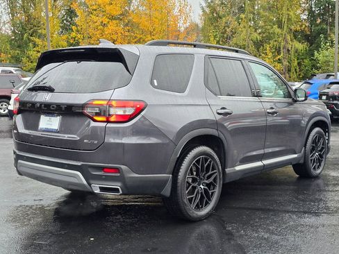 Certified 2024 Honda Pilot Elite image 25