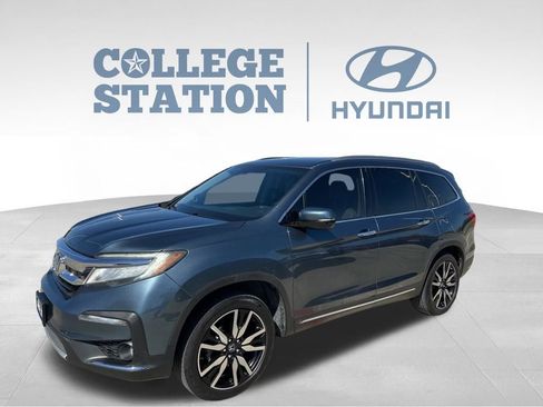 Used 2020 Honda Pilot Touring image 11