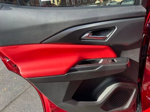 New 2026 Chevrolet Equinox EV RS image 18