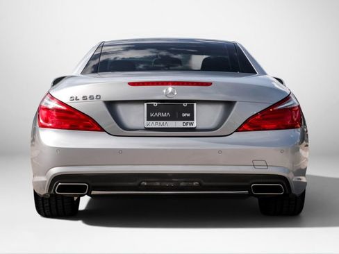 Used 2014 Mercedes-Benz SL 550 image 6