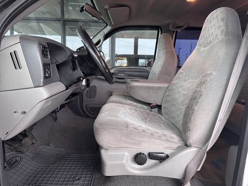 Used 1999 Ford F450 2WD Crew Cab Super Duty image 3