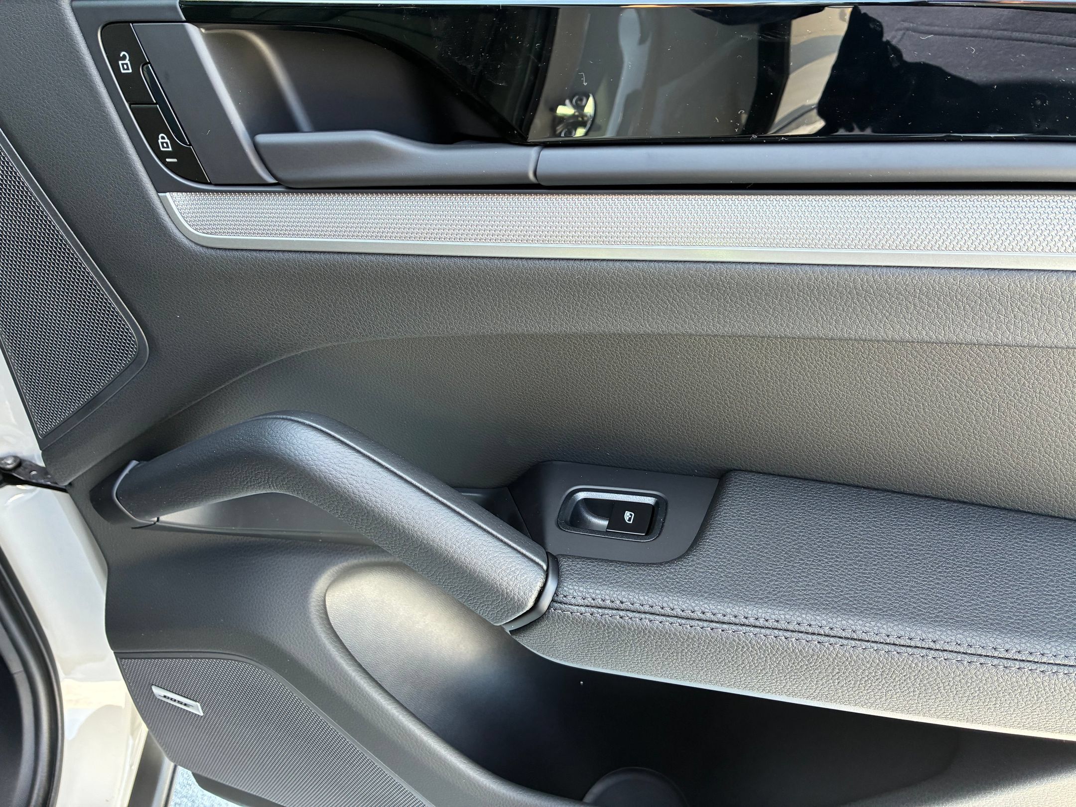 Certified 2026 Porsche Cayenne AWD/4WD image 23