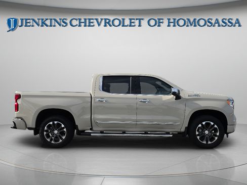 New 2026 Chevrolet Silverado 1500 High Country w/ Technology Package AWD/4WD image 3