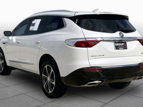 Used 2022 Buick Enclave Essence w/ Sport Touring Edition FWD image 12