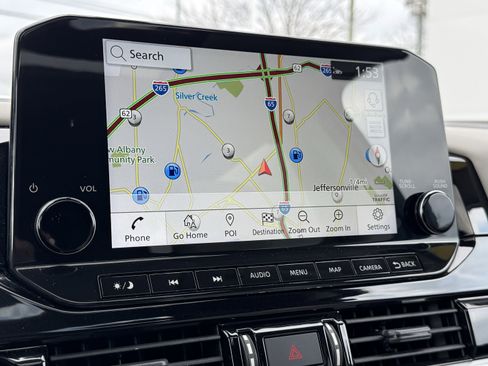 Used 2022 Nissan Pathfinder Platinum w/ Cargo Package image 9