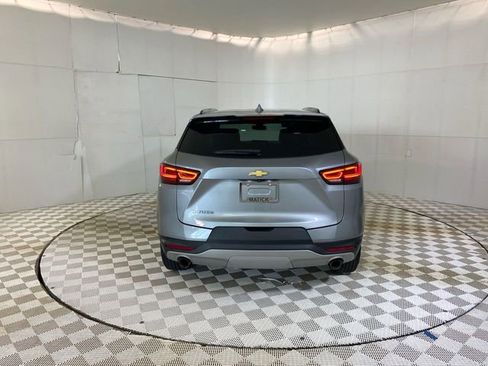 Used 2024 Chevrolet Blazer LT w/ Convenience Package FWD image 18