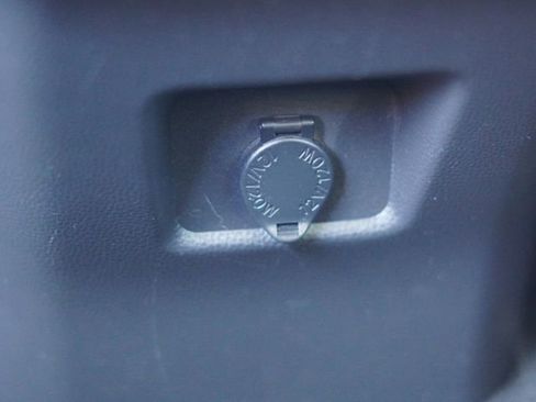 Used 2020 Toyota RAV4 LE w/ Carpet Mat Package FWD image 32