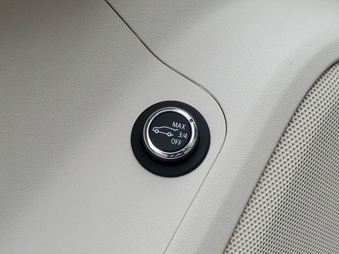 Used 2023 GMC Acadia Denali w/ Trailering Package image 25