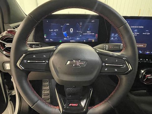 Used 2024 Chevrolet Blazer EV RS image 31