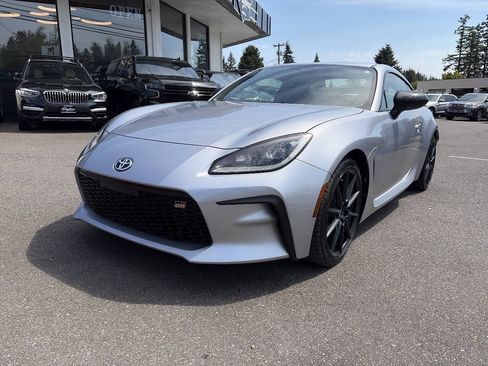Used 2023 Toyota GR86 Premium RWD image 1