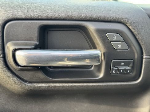 Used 2022 GMC Sierra 1500 Denali w/ Denali Premium Package image 23