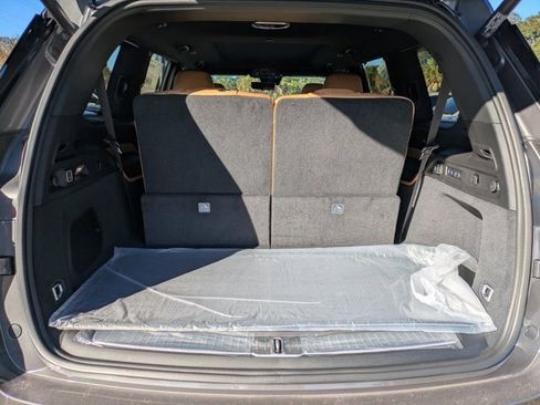 New 2025 Jeep Grand Cherokee L Summit w/ Advanced Protech Group IV image 11