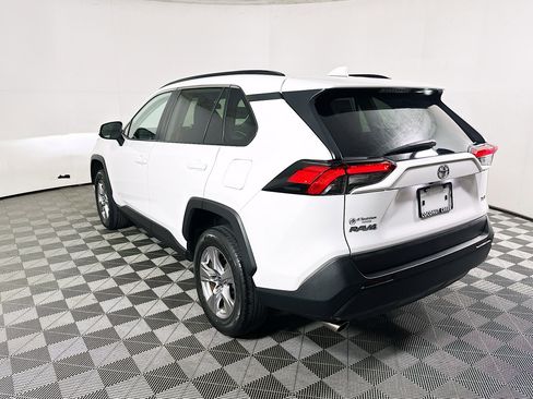 Used 2023 Toyota RAV4 XLE w/ Convenience Package image 5