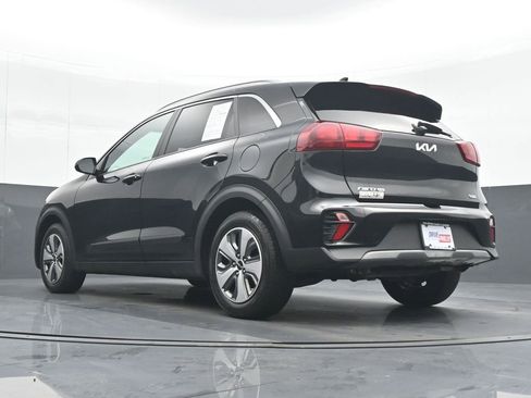 Used 2022 Kia Niro LX image 20