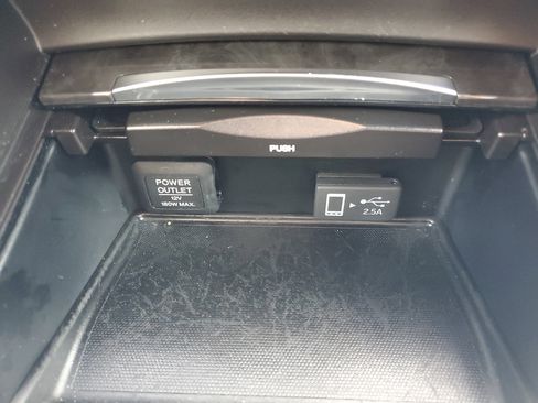 Used 2020 Acura TLX w/ Technology Package image 36