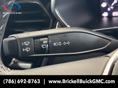 New 2025 GMC Canyon Elevation w/ Convenience Package image 32