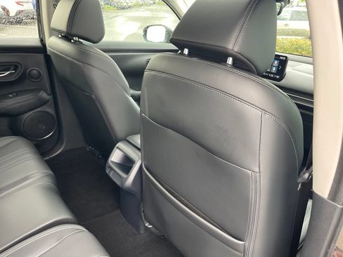 Used 2023 Honda HR-V EX-L image 29