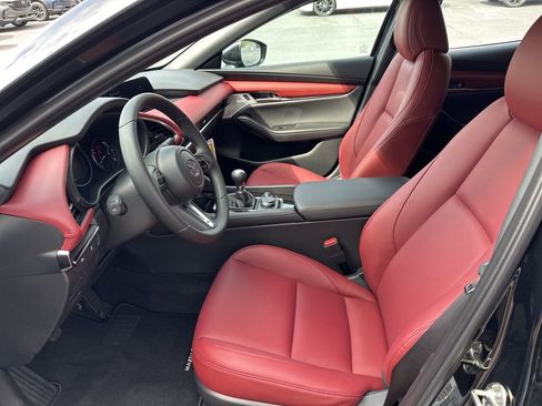 New 2026 MAZDA MAZDA3 2.5 S Hatchback w/ Premium Pkg FWD image 30