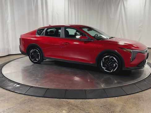 Certified 2025 Kia K4 EX image 3