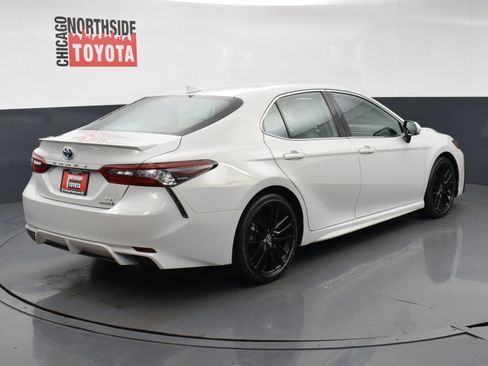 Used 2022 Toyota Camry XSE FWD image 4