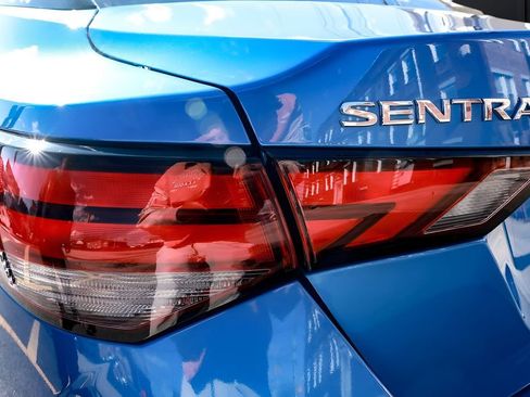 Used 2025 Nissan Sentra SV image 22