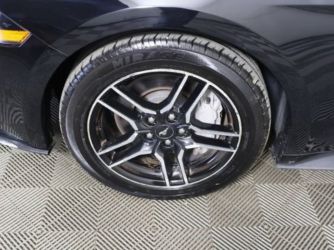 Used 2018 Ford Mustang GT Premium w/ Equipment Group 401A RWD image 15