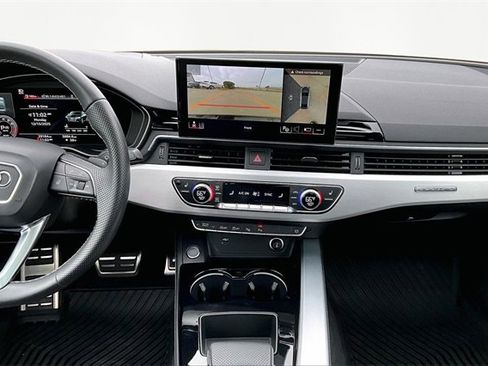 Used 2023 Audi A4 2.0T Prestige w/ Prestige Package image 6
