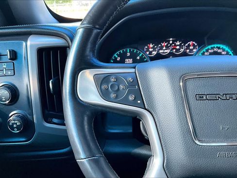 Used 2018 GMC Sierra 1500 Denali w/ Denali Ultimate Package AWD/4WD image 24