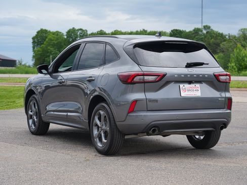 Used 2024 Ford Escape ST-Line w/ Tech Pack #1 AWD/4WD image 6
