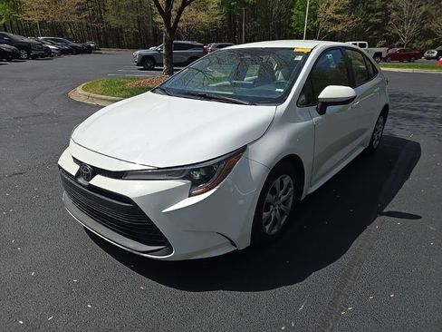 Used 2023 Toyota Corolla LE image 14
