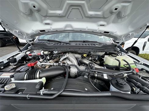 New 2024 Ford F550 4x4 Regular Cab Super Duty image 30
