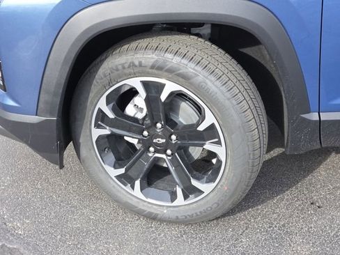 New 2026 Chevrolet Equinox LT w/ Convenience Package II image 25