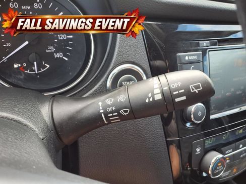 Used 2022 Nissan Rogue Sport SV FWD image 23