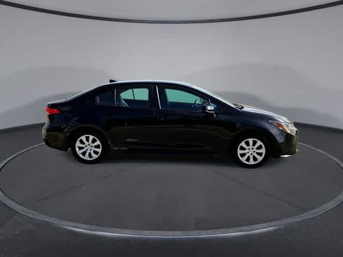 Used 2024 Toyota Corolla LE FWD image 9