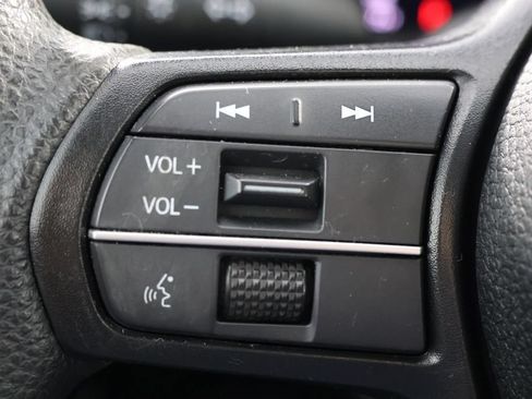 Used 2023 Honda Accord EX image 11