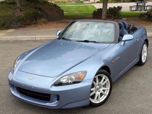 Used 2005 Honda S2000 image 7