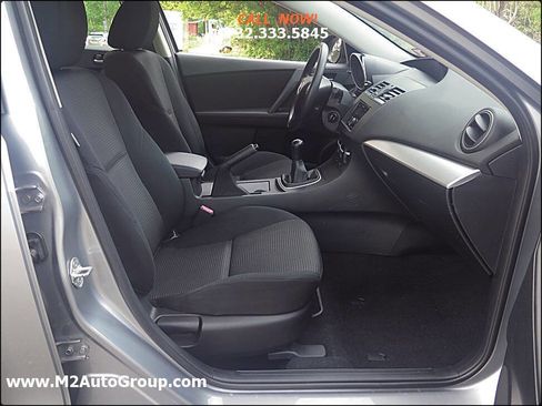 Used 2013 MAZDA MAZDA3 i SV image 14