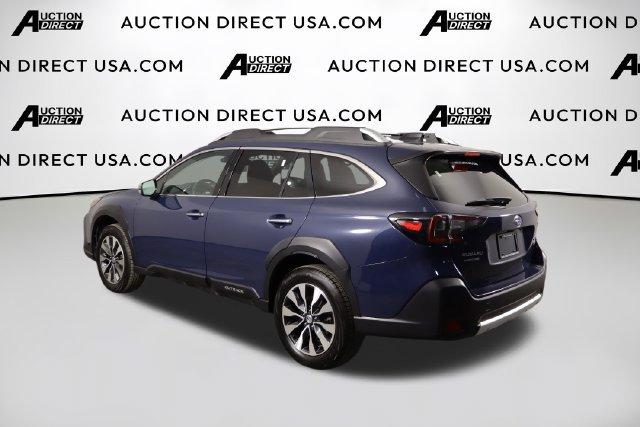 Used 2023 Subaru Outback Touring AWD/4WD image 40