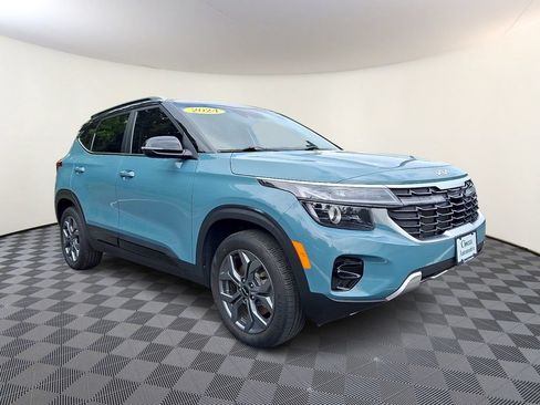 Used 2024 Kia Seltos S AWD/4WD image 1