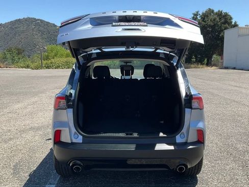 Used 2022 Ford Escape SE w/ SE Sport Appearance Package FWD image 13